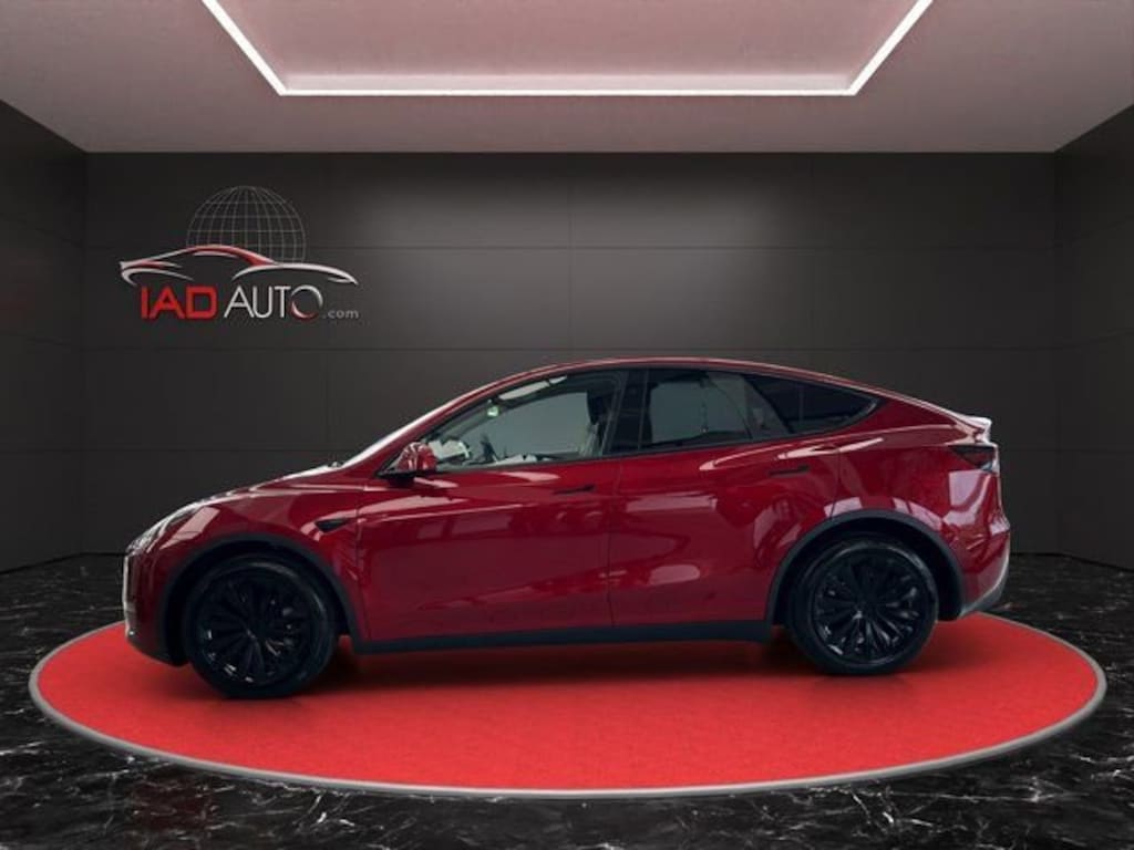 Used 2024 Tesla Model Y Long Range SUV
