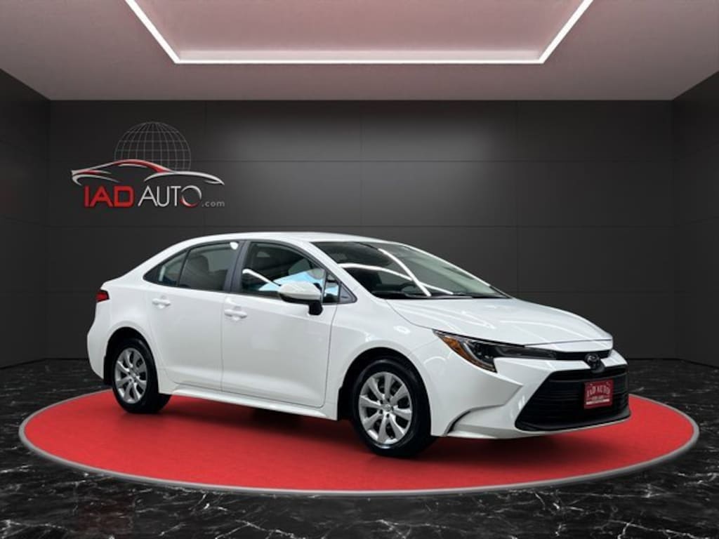 Used 2024 Toyota Corolla LE Sedan