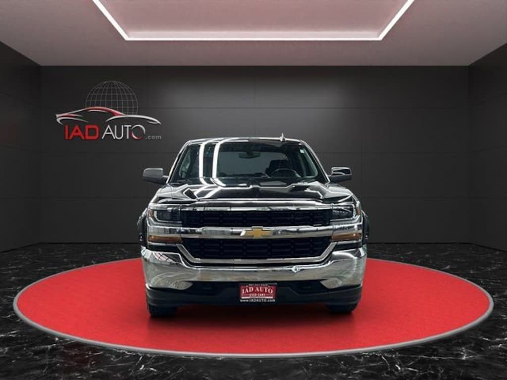 Used 2018 Chevrolet Silverado 1500 LT w/1LT Truck Double Cab