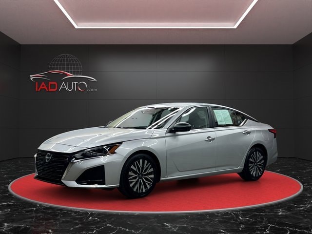 2024 Nissan Altima SV's photo