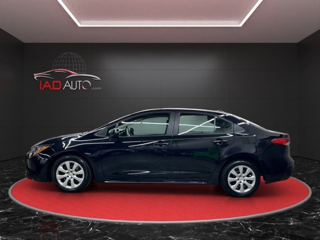 Used 2024 Toyota Corolla LE Sedan