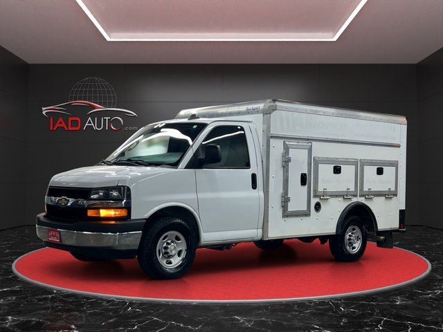 2020 Chevrolet Express Cutaway Base's photo