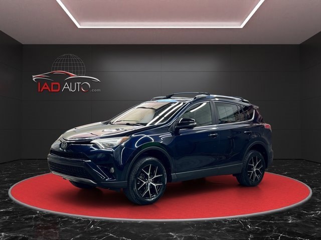 2018 Toyota RAV4 SE's photo