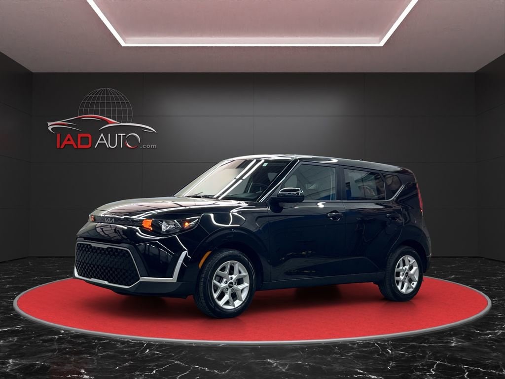 2025 Kia Soul 2.0L LX IVT's photo