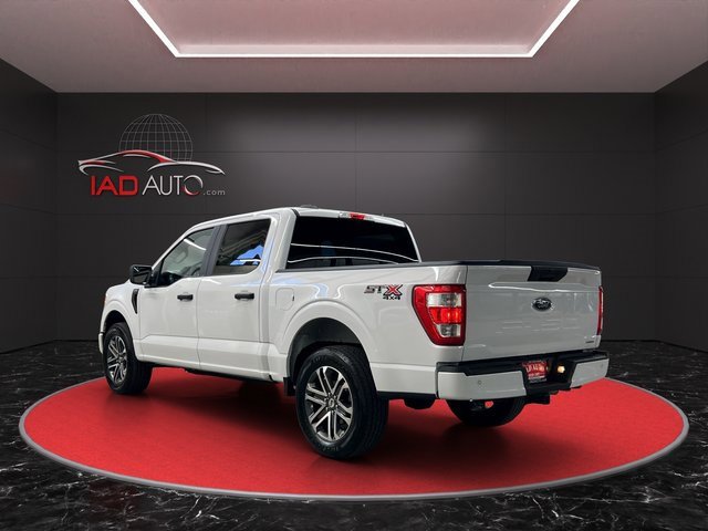 2021 Ford F-150 XL's photo