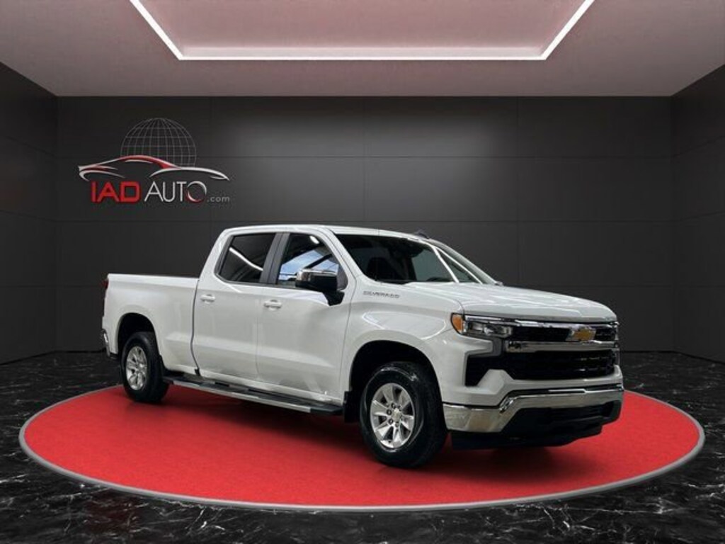 Used 2024 Chevrolet Silverado 1500 LT w/1LT Truck Crew Cab