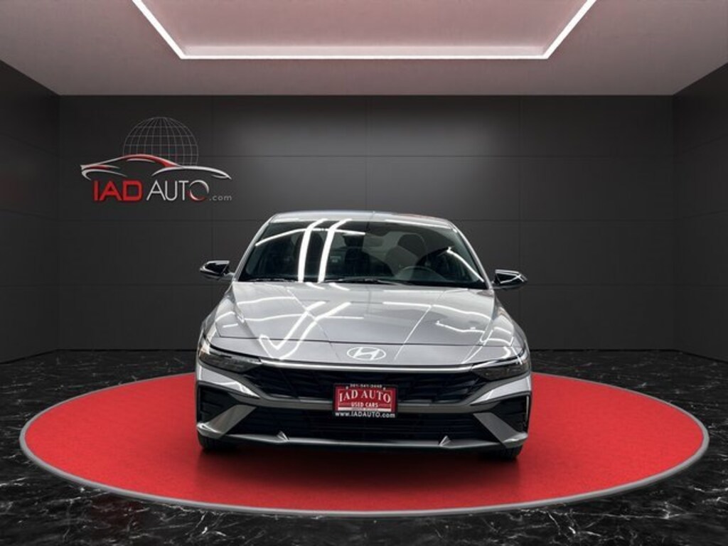 Used 2025 Hyundai Elantra SEL Sport Sedan