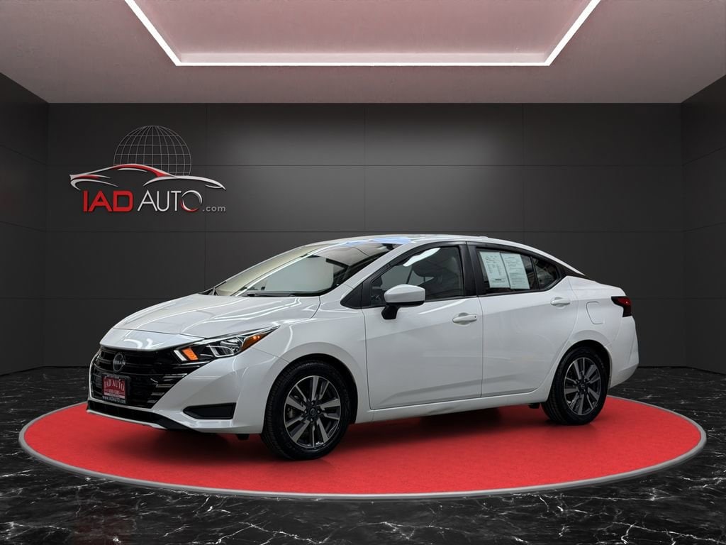 2023 Nissan Versa 1.6 SV CVT's photo