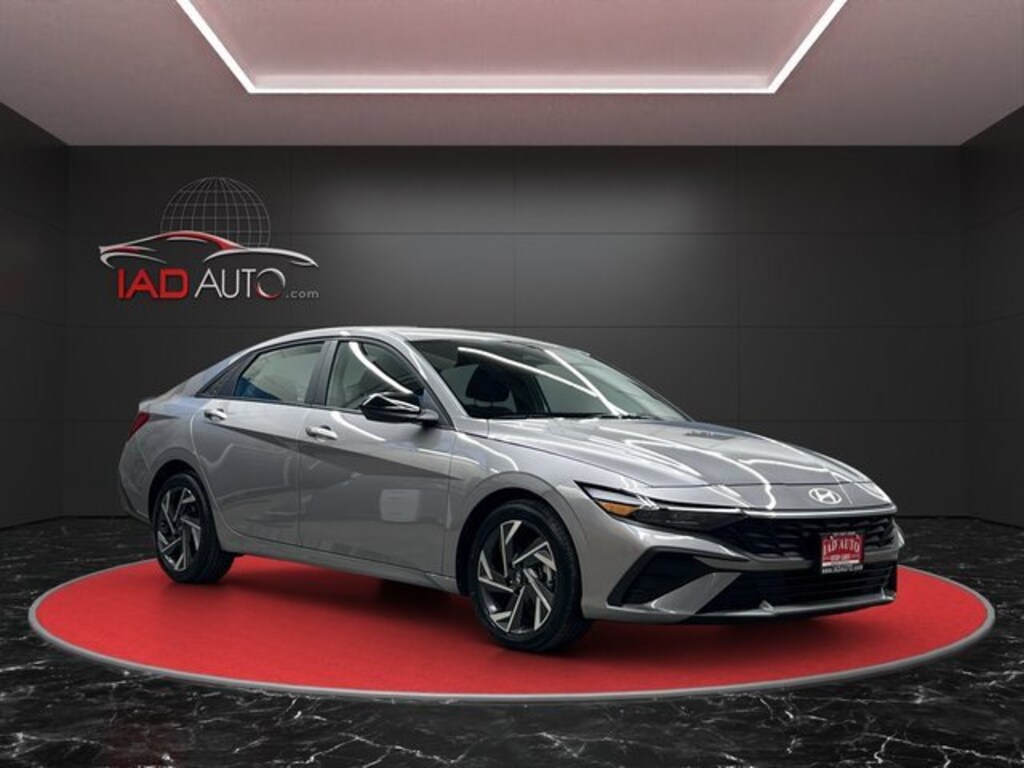 Used 2025 Hyundai Elantra SEL Sport Sedan
