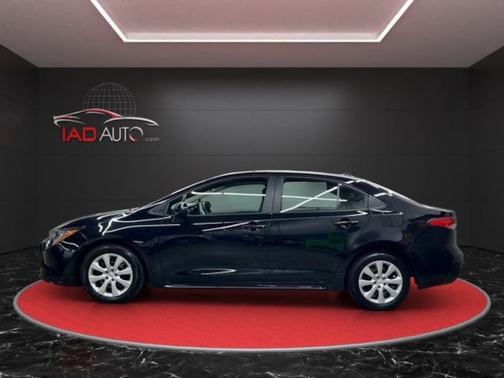 Used 2024 Toyota Corolla LE Sedan