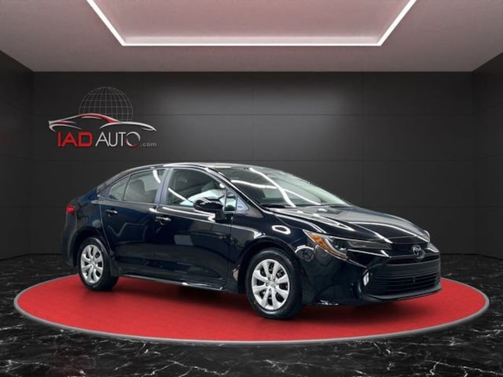 Used 2024 Toyota Corolla LE Sedan