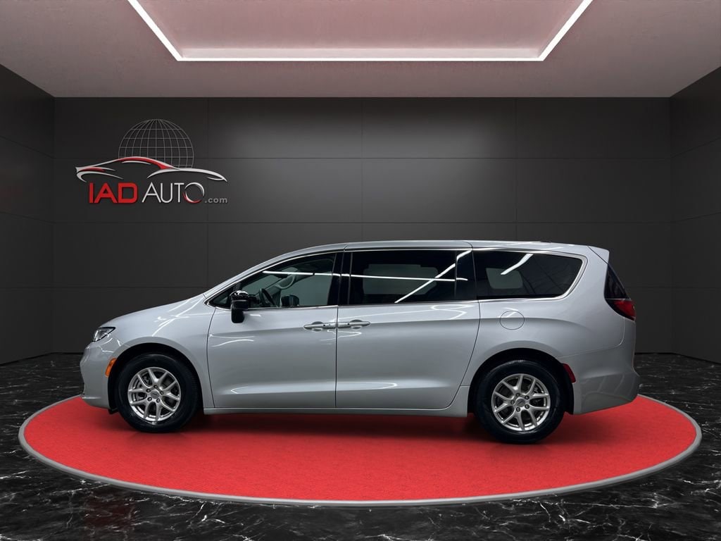 Used 2024 Chrysler Pacifica Touring L Van Passenger Van