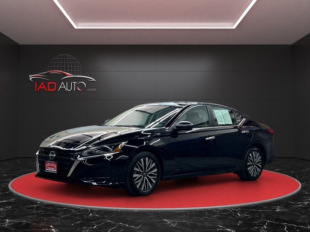 2024 Nissan Altima SV's photo