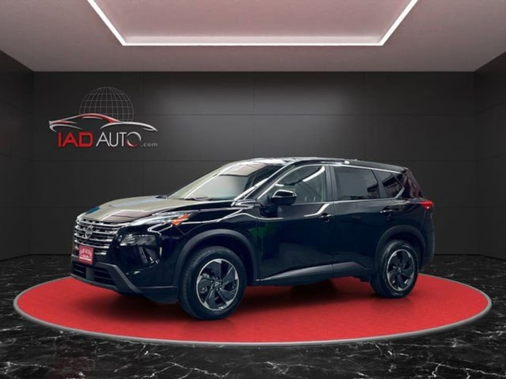 Used 2024 Nissan Rogue SV SUV