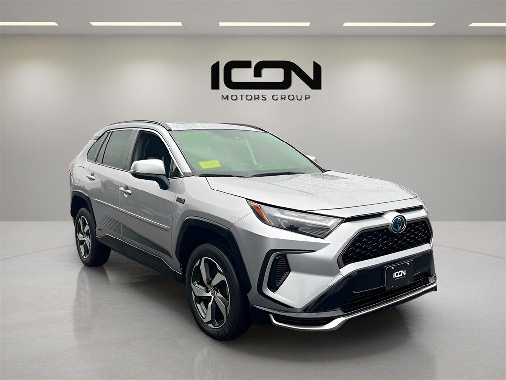 2023 Toyota RAV4 Prime SE photo 2
