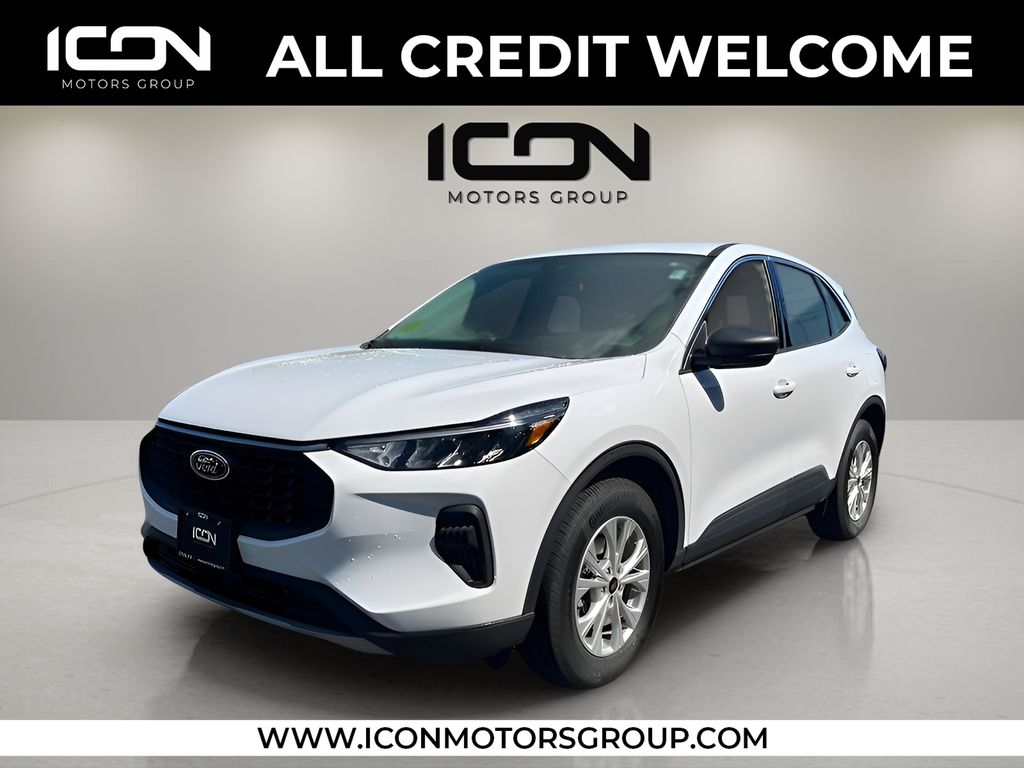 2023 Ford Escape Active's photo