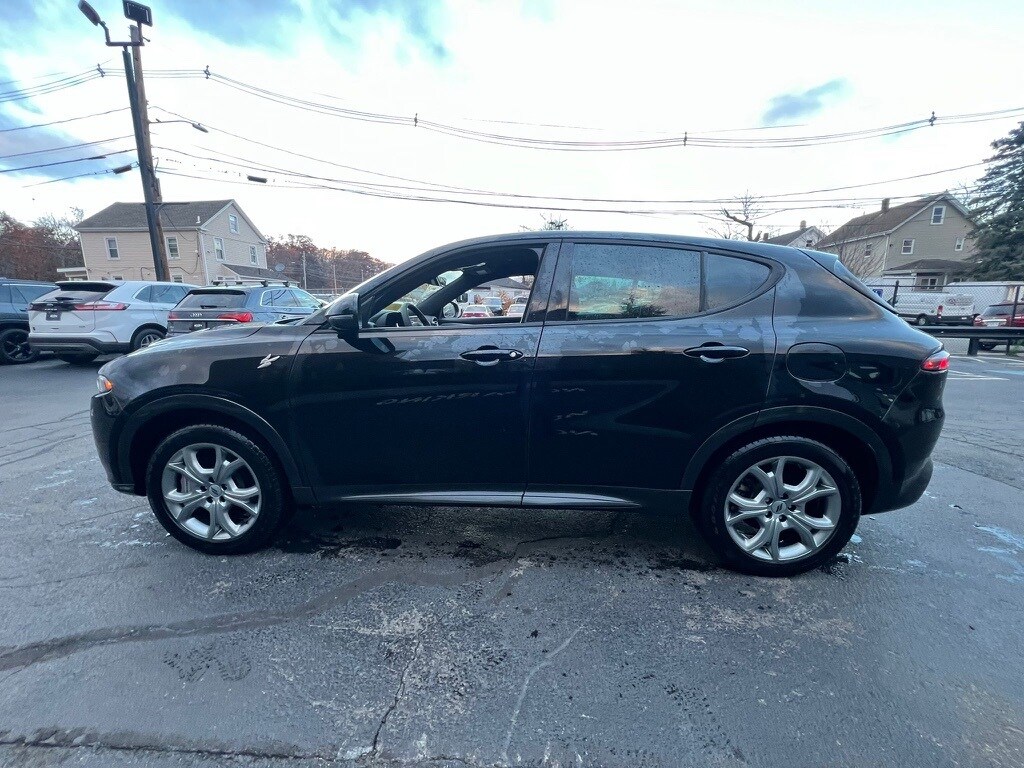 2024 Dodge Hornet R/T photo 3