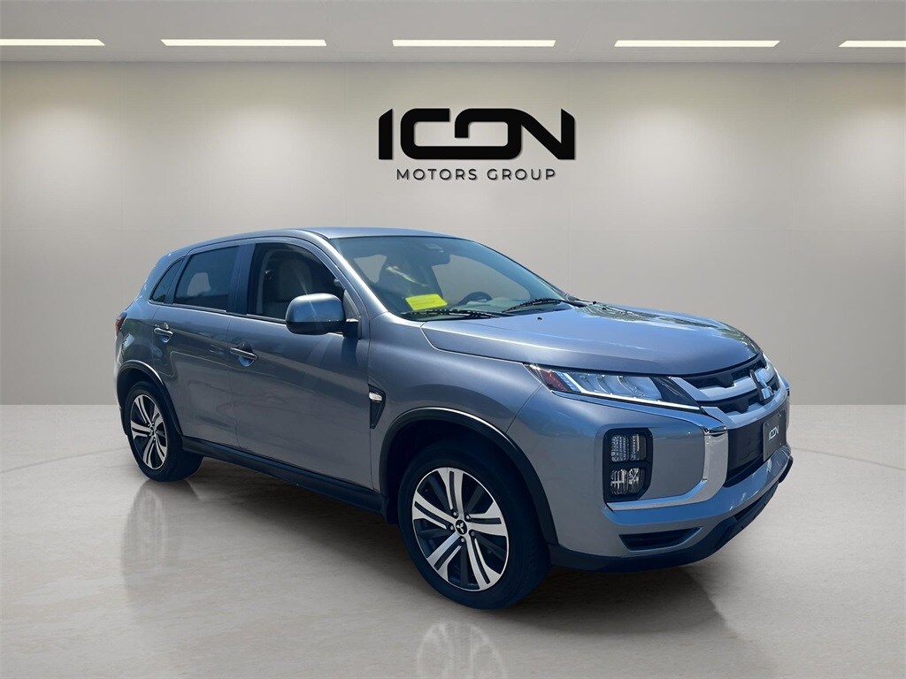 2021 Mitsubishi Outlander Sport ES photo 2