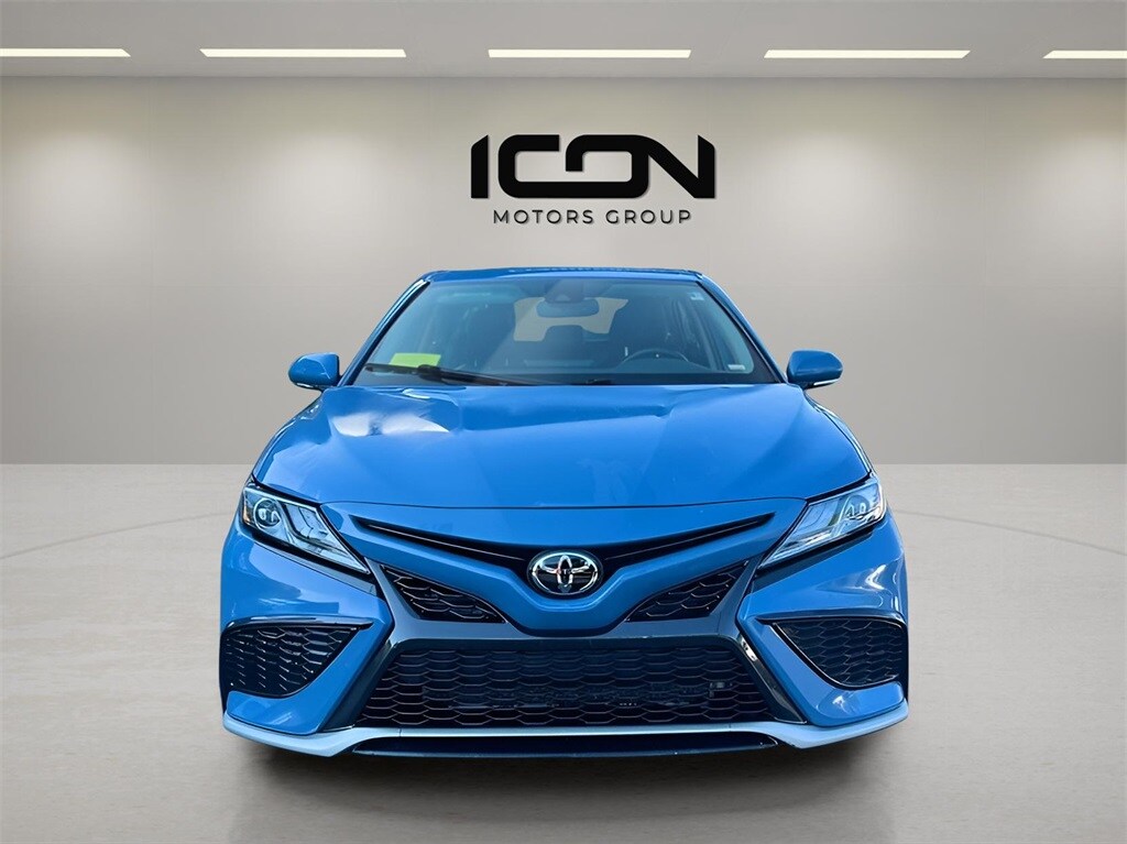 2023 Toyota Camry XSE photo 2