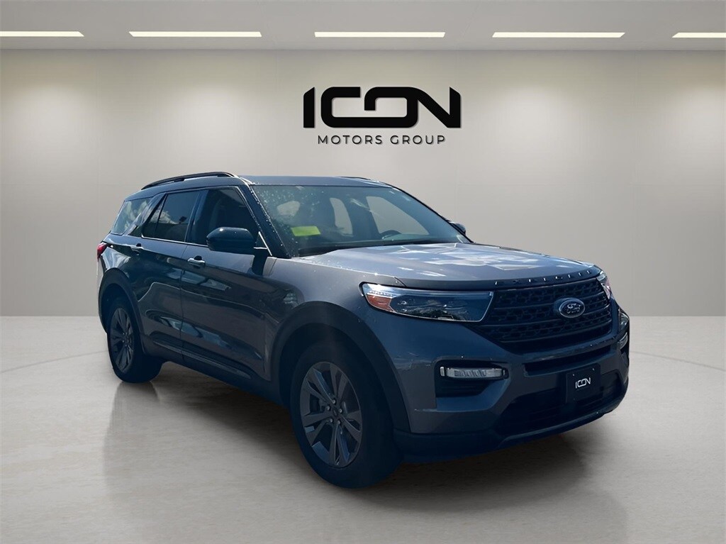2022 Ford Explorer XLT photo 3