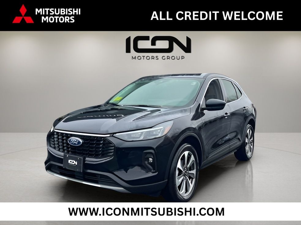 2025 Ford Escape Platinum