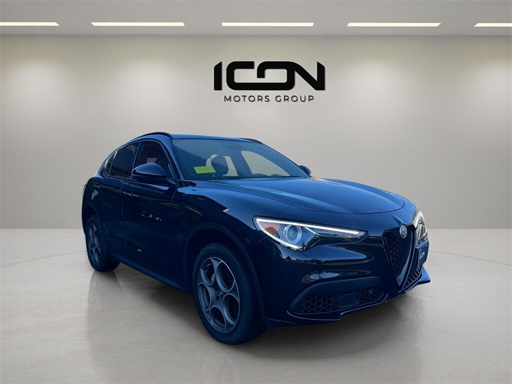 2022 Alfa Romeo Stelvio Sprint photo 3