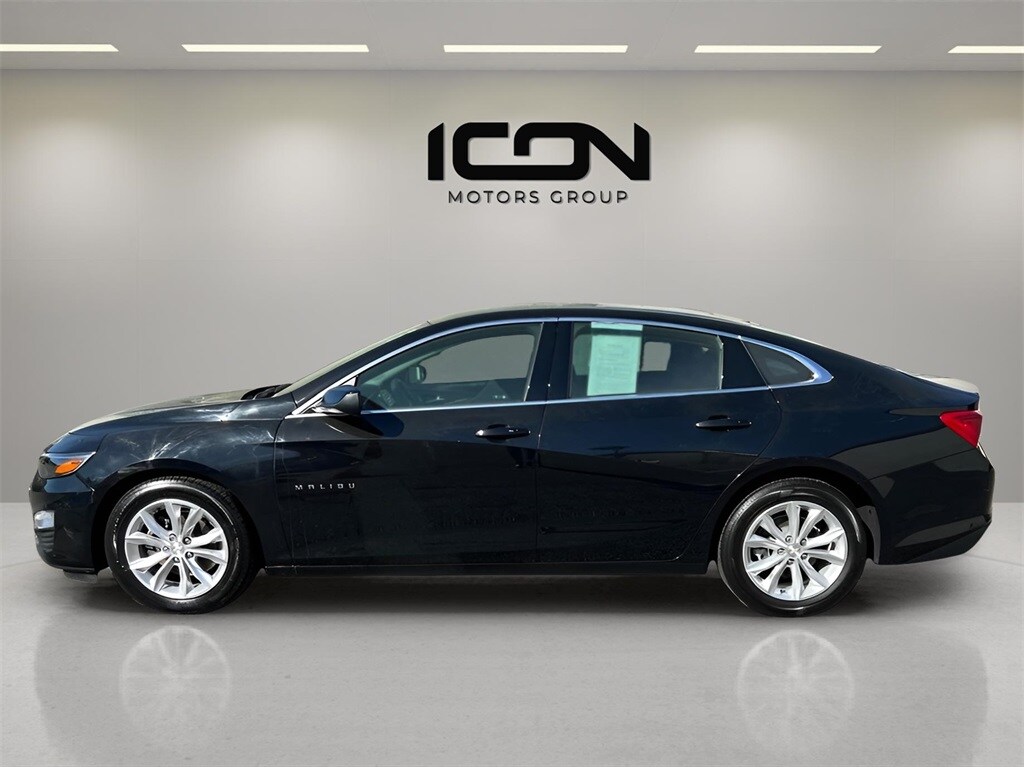 2023 Chevrolet Malibu 1LT photo 3