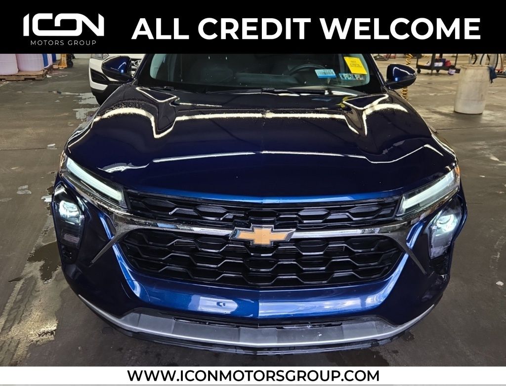 2024 Chevrolet Trax LT's photo