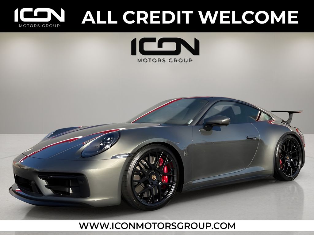 2024 Porsche 911 GTS's photo