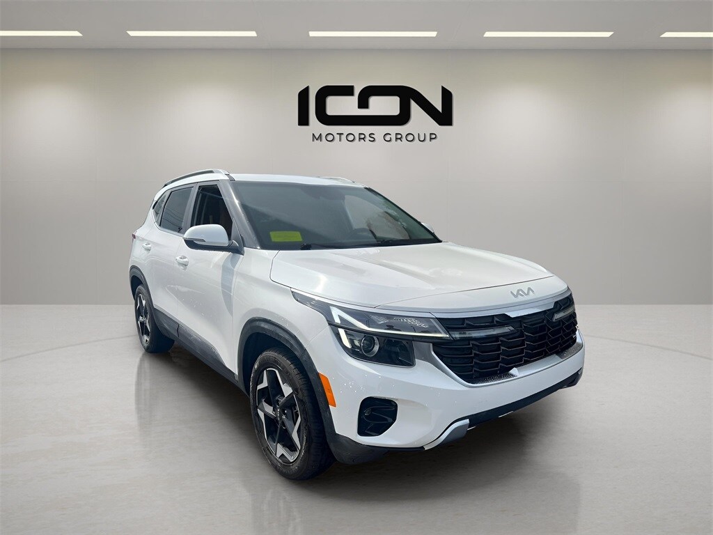2024 Kia Seltos EX photo 3