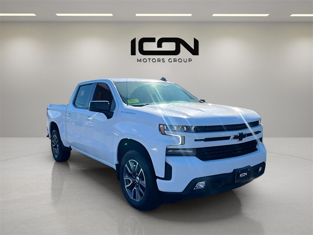 2021 Chevrolet Silverado 1500 RST photo 2