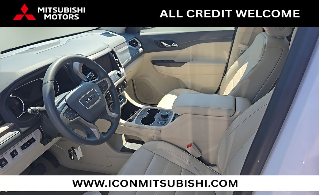 2023 GMC Acadia Denali AWD's photo