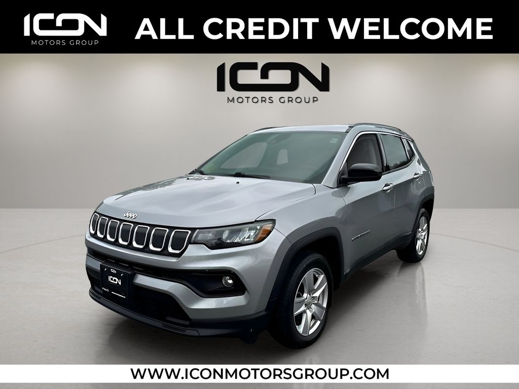 2022 Jeep Compass Latitude's photo