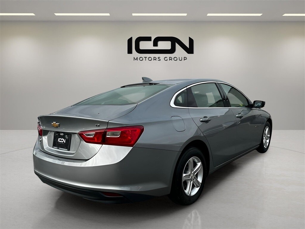 2023 Chevrolet Malibu 1LT photo 4