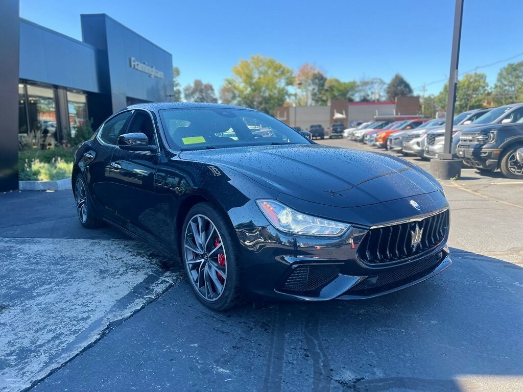 2022 Maserati Ghibli Modena Q4 photo 3