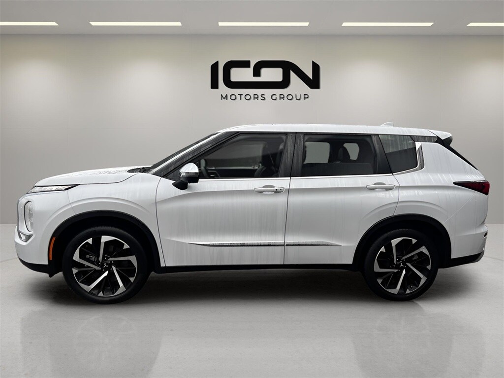 2022 Mitsubishi Outlander Black Edition LE SEL GT photo 4