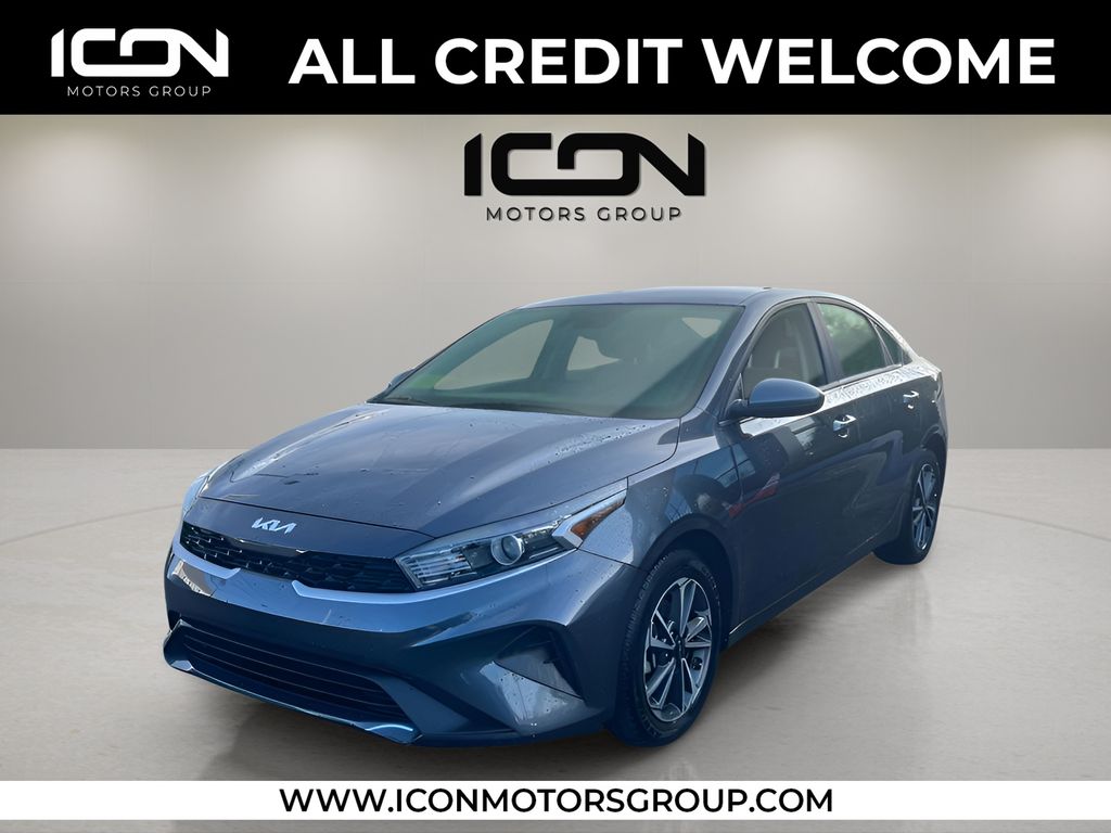 2024 Kia Forte LXS's photo