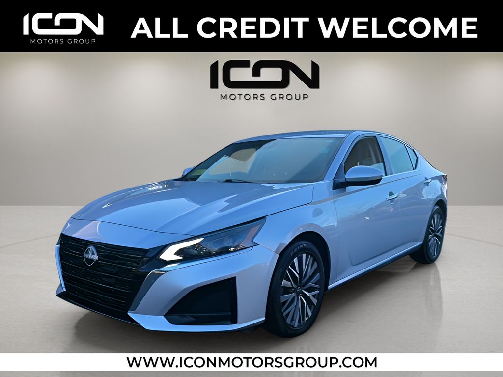 2023 Nissan Altima SV