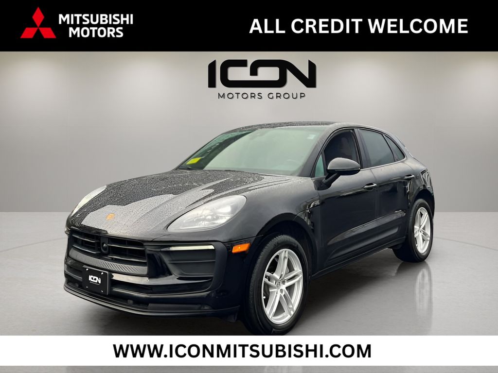 2024 Porsche Macan T