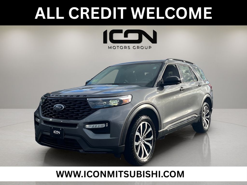 2023 Ford Explorer ST Line's photo