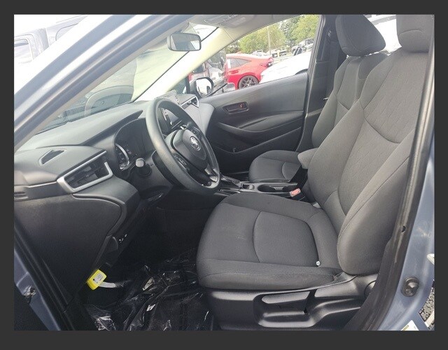 2022 Toyota Corolla LE photo 3