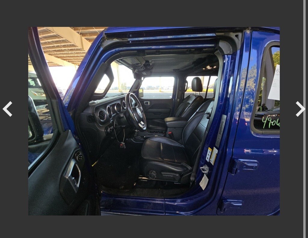 2020 Jeep Wrangler Unlimited Sahara photo 3
