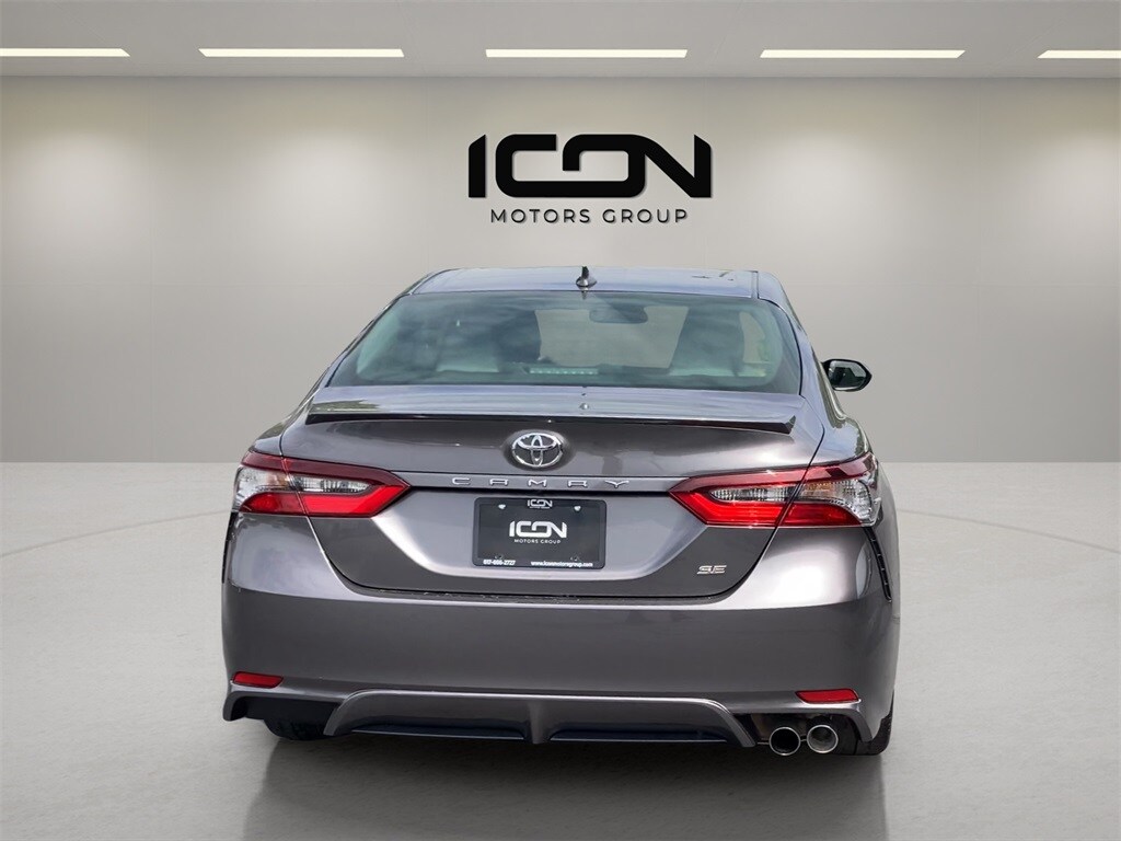 2023 Toyota Camry SE photo 4