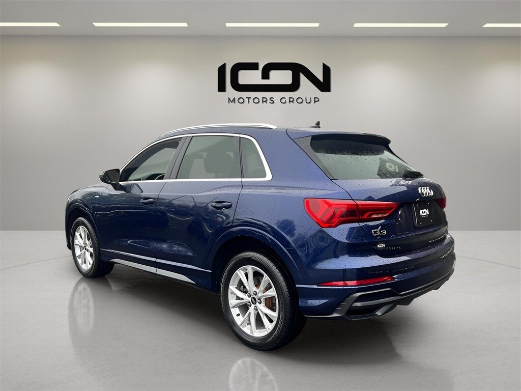 2022 Audi Q3 S line Premium photo 4