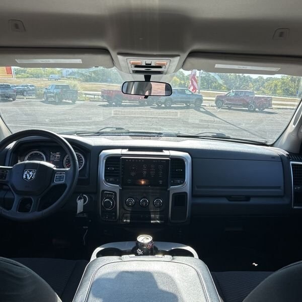 2019 Ram 1500 Classic Warlock photo 2