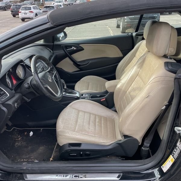 2017 Buick Cascada Premium photo 2