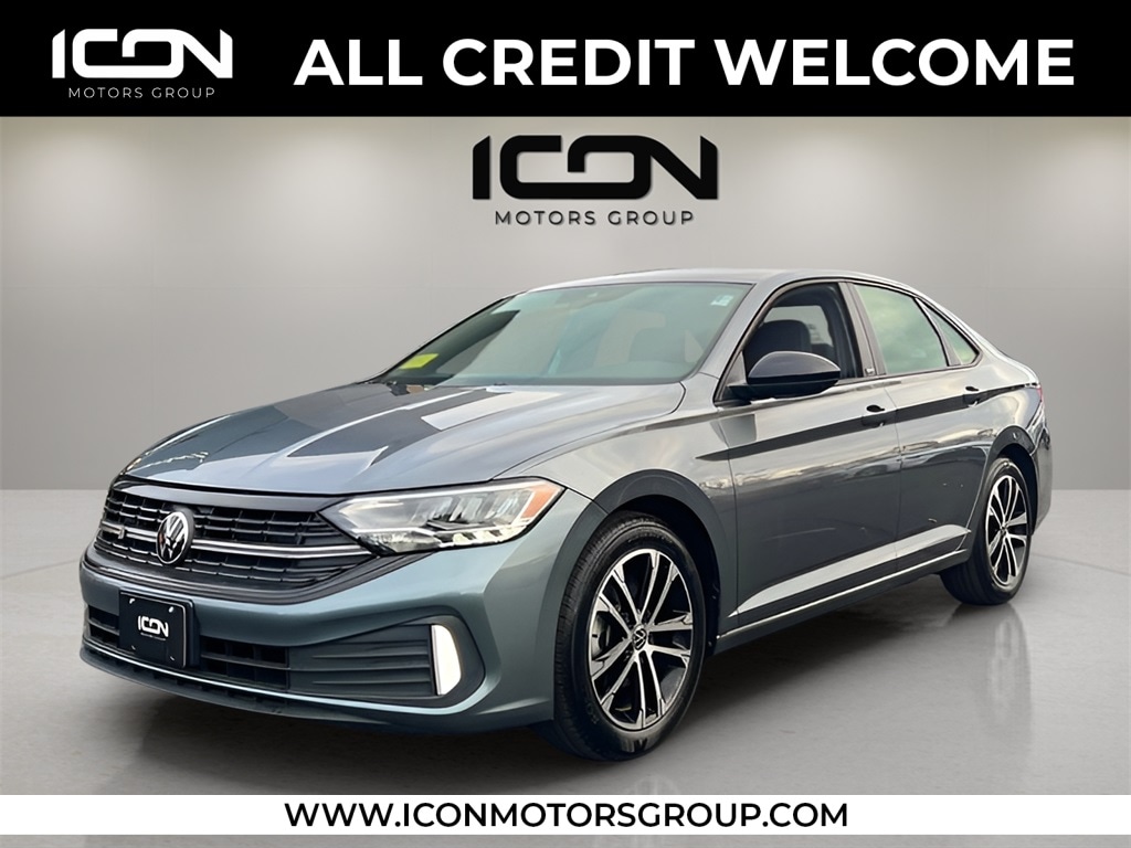 2024 Volkswagen Jetta Sport's photo