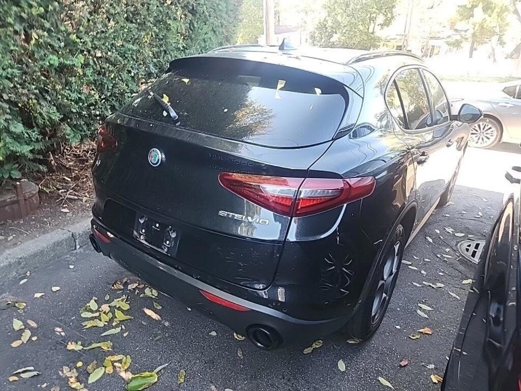 Used 2022 Alfa Romeo Stelvio Sprint SUV