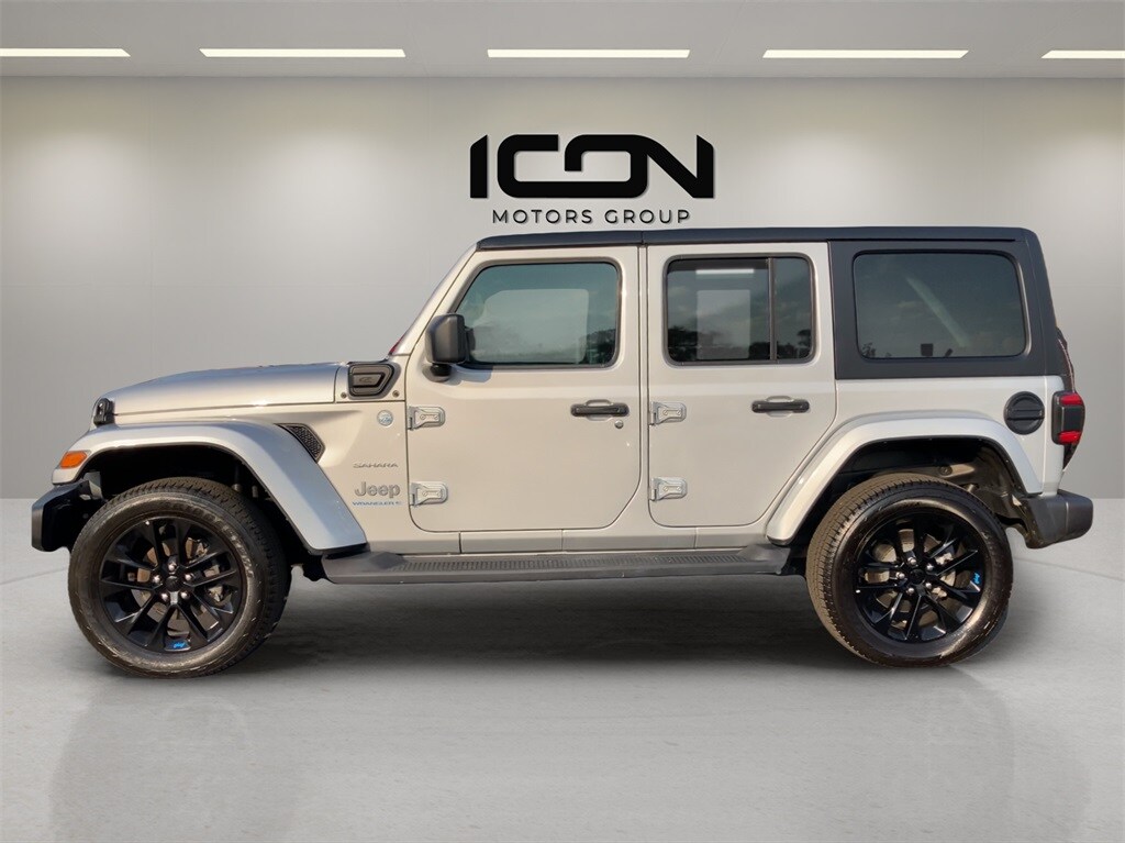 2023 Jeep Wrangler Sahara 4xe photo 2