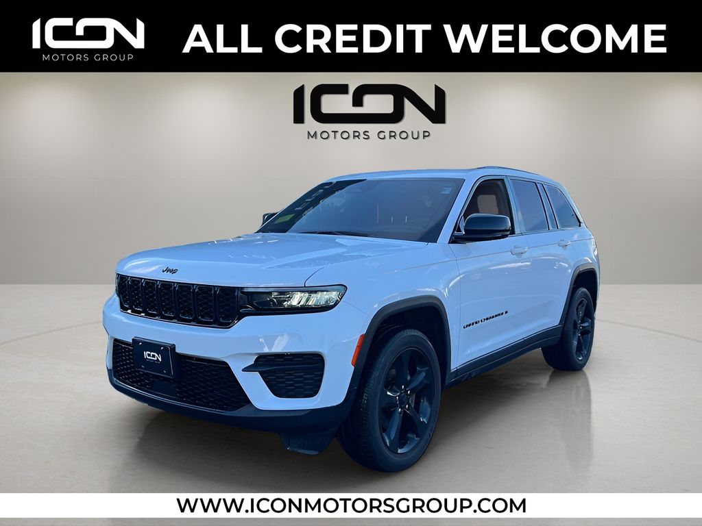 2023 Jeep Grand Cherokee Altitude's photo